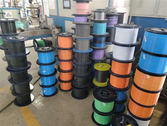 上饶市MGTSV光缆出厂价 矿用阻燃光纤PVC护套 MA煤安认证